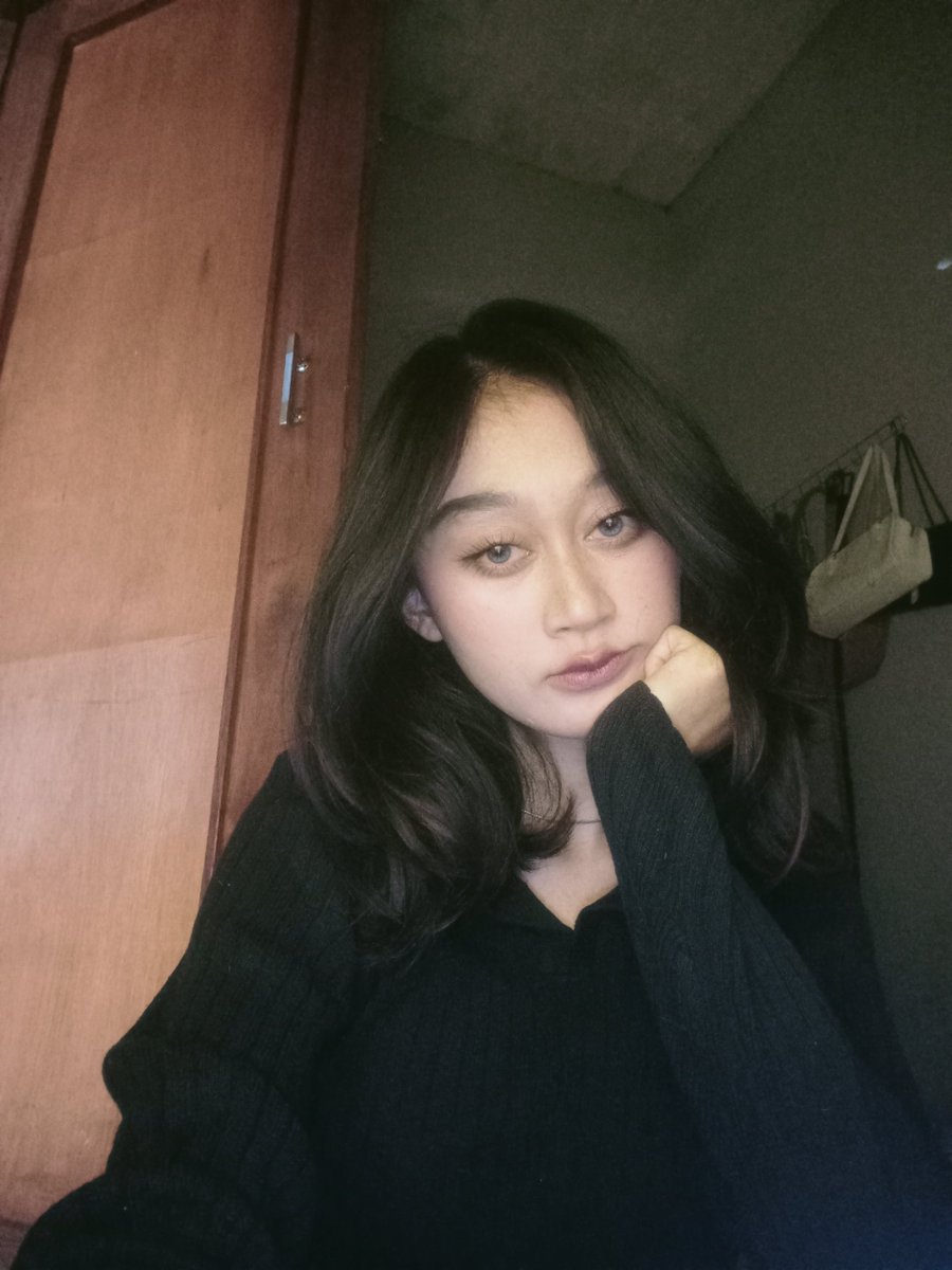 ASTYIYY's tweet photo. 🖤 https://t.co/QM0NY8IYfg