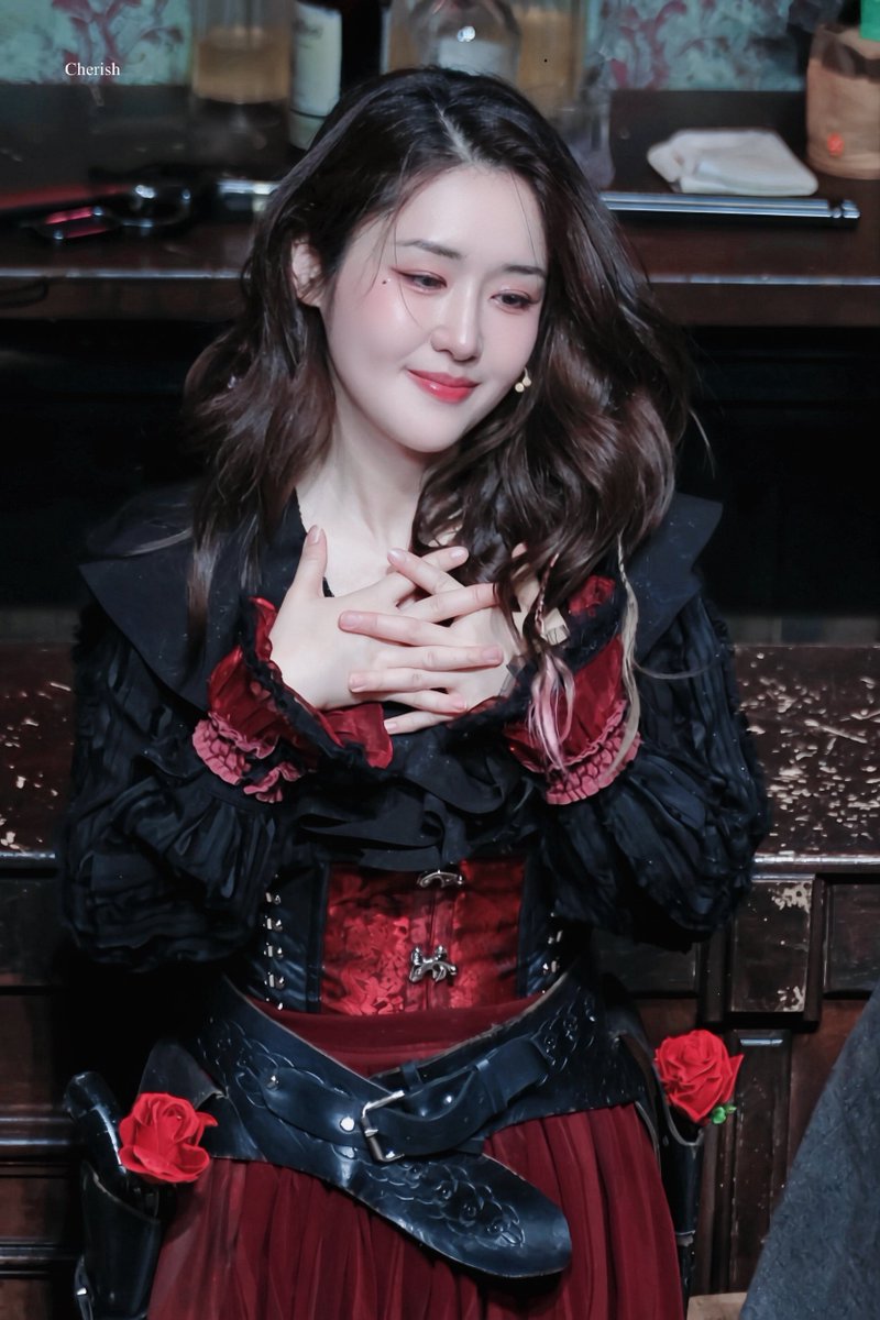 cherish_3rec's tweet photo. 260927 낮 웨스턴스토리 막공 무대인사 &amp; 포토타임

조세핀 마커스 | #최수진 https://t.co/WgZuDEVozS