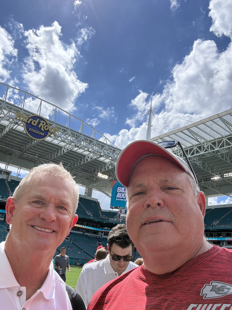 davidleonscott's tweet photo. @mitchholthus 3-0 baby! See you in Las Vegas! https://t.co/Vj0q3WuTLv
