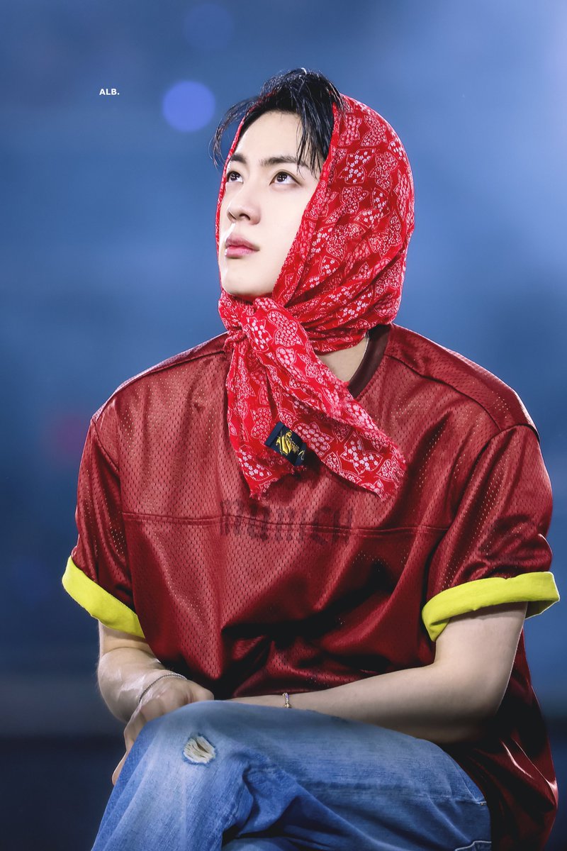 ALittleBraver92's tweet photo. 260711 HD

#방탄소년단진 #김석진 #석진 #진 #BTSJIN #JIN 
#BTS_WORLDTOUR_ARIRANG https://t.co/UAyKiu0aYJ