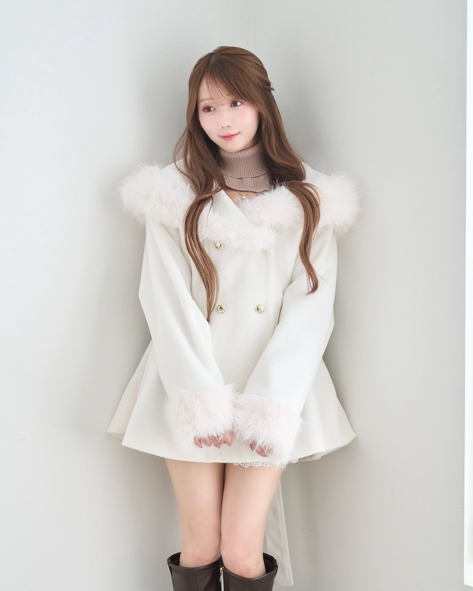 rosemuse_'s tweet photo. ┈𝑛𝑒𝑤 𝑎𝑟𝑟𝑖𝑣𝑎𝑙

"Fur shawl collar coat"
color : pink/white
¥27,500(tax in)

予約販売
⁡⁡↪︎web 9/30(wed)20:00~
…10月上旬 順次発送予定

通常販売
↪︎web 10/13(tue)20:00~
↪︎store 10/14(wed)11:00~
⁡
#RoseMuse https://t.co/NFJNurs4D6