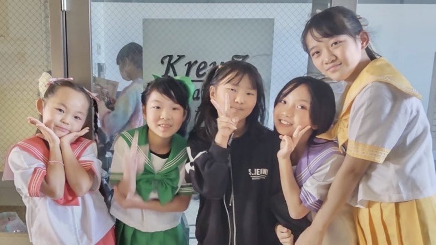 aya23668369837's tweet photo. 昨日はつきみそうドリィ
なのかちゃんの卒業ライブ🎤💐
ありがとうございました♡
ひーちゃんも来てくれたよ🥰

なのかちゃんと一緒に過ごした時間は
大切で楽しい思い出です🥹💕
これからもなのかちゃんのこと
ずっと応援してるよ📣✨

今までありがとう✨
これからも頑張ってね💜 https://t.co/lugsYL9llf