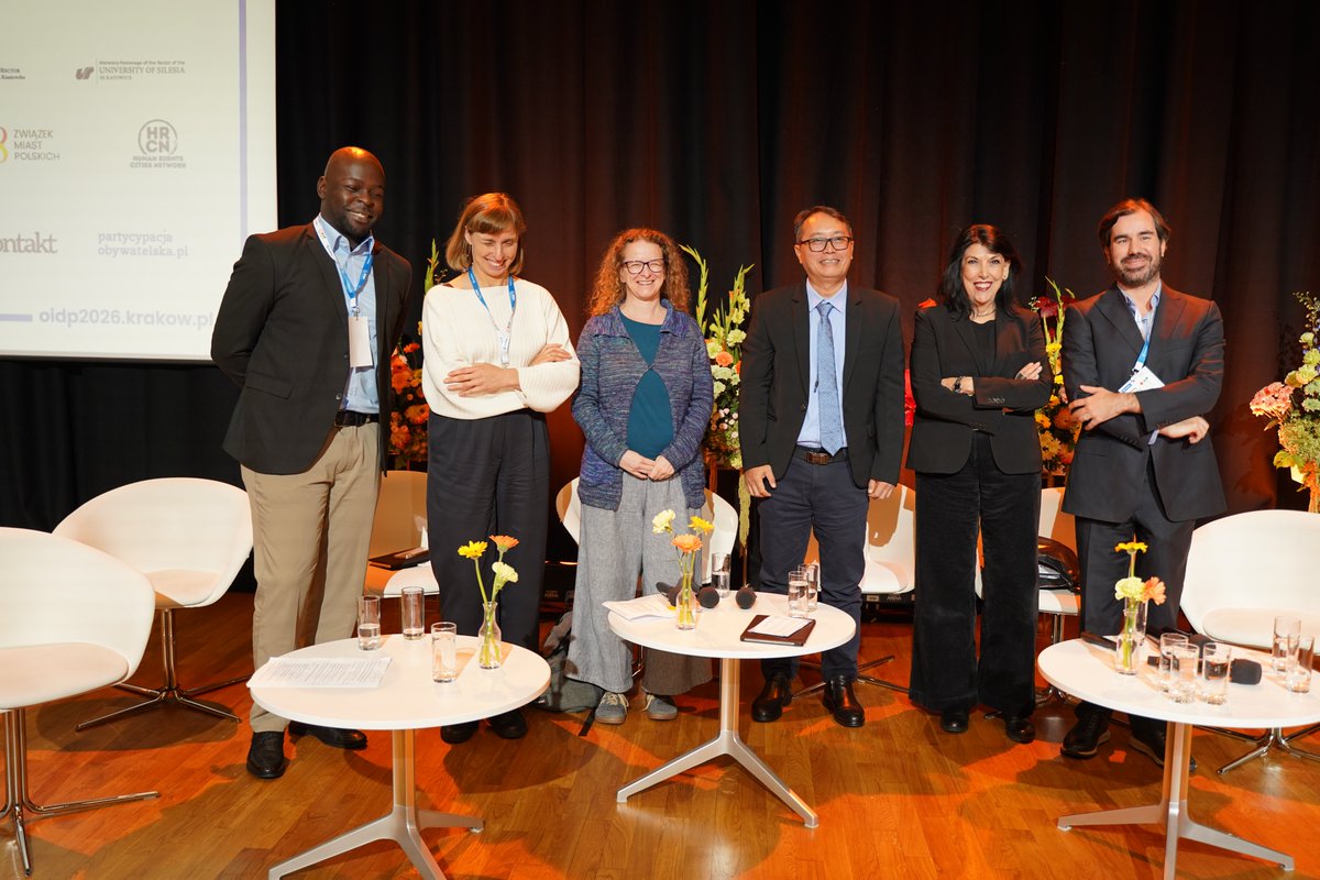 uclg_cisdp's tweet photo. 🌍 Human rights and democratic renewal at #OIDP25 in Kraków

How can cities turn human rights principles into concrete local action and strengthen trust in democratic institutions?

📖 Read the full article here : https://t.co/tCN4SOhtUU https://t.co/s9dWQ4GkLW