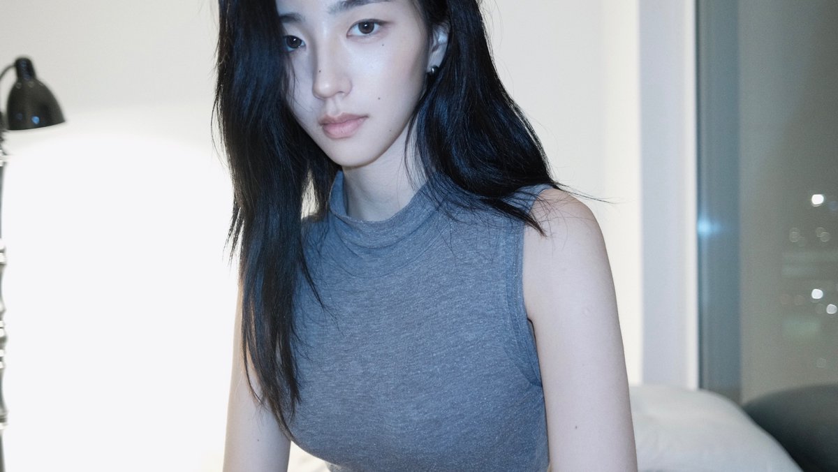triplescosmos's tweet photo. ♪ Martin Roth - Dolce far niente
Self-Portrait, 소현

#tripleS #트리플에스
#SoHyun #소현 https://t.co/nRuhZTJPbs