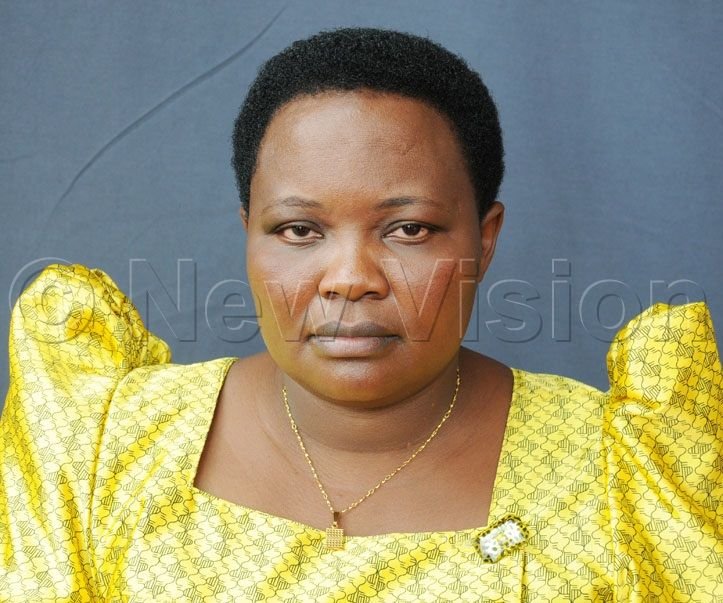 etrix0095's tweet photo. Museveni knew picking these unqualified &amp; incompetent women for his last senior govt roles would pose no threat to Muhoozi’s presidential ambitions. They just want to eat and gain more weight and say nothing on Gen. Cabbage’s abductions and abuses of power. TOTAL CLOWNS! https://t.co/riZNPYD6TR