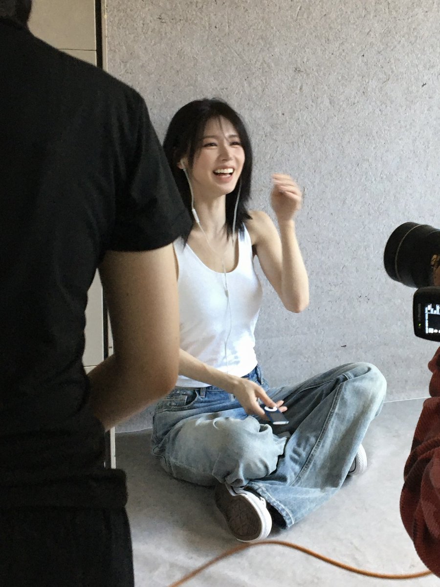 jojo370131's tweet photo. 유일한 월요병 퇴치제.. >조미연 웃는 얼굴 https://t.co/wSkRzvRdWU