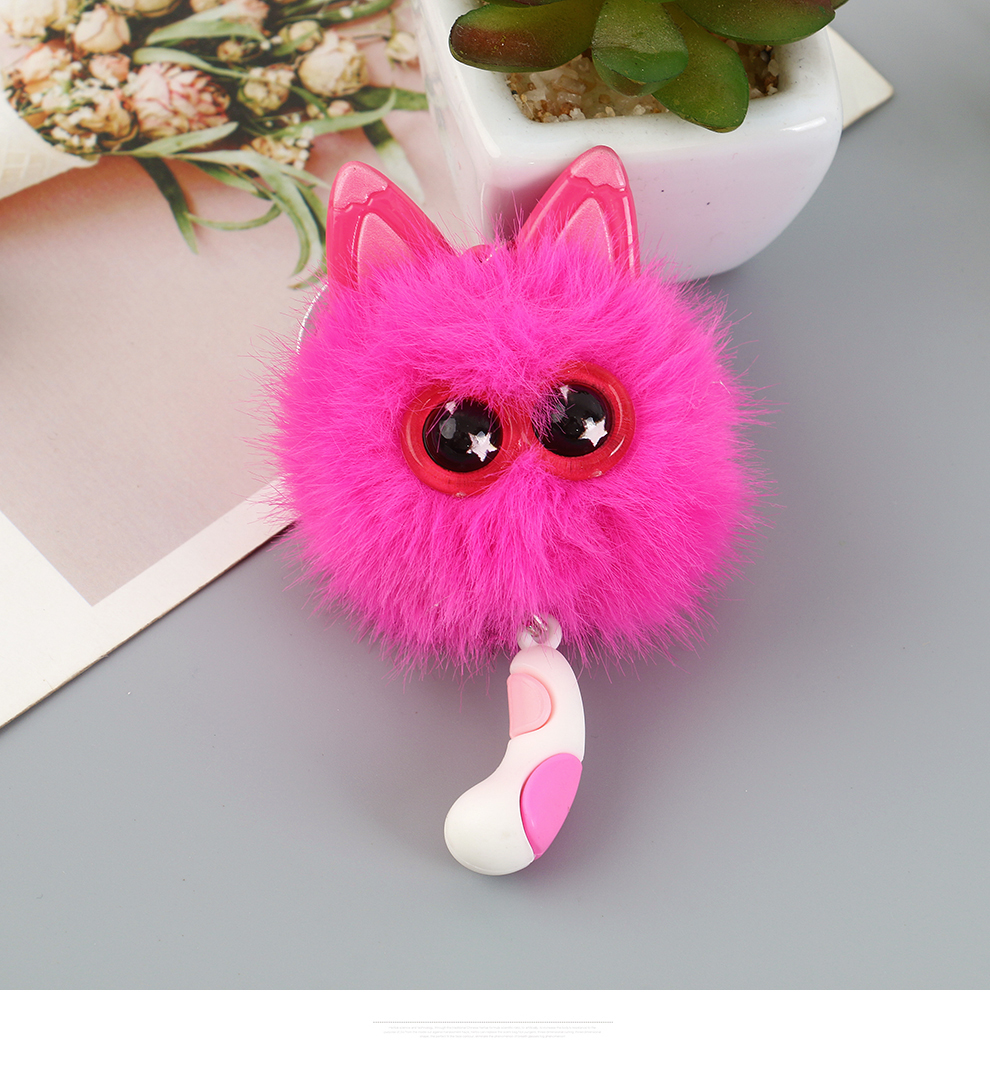 lynellrangeg's tweet photo. Hoy creé un llavero de fieltro con forma de gato! Un proyecto manual super sencillo y ideal para regalar. https://t.co/UmOJmbPnLq