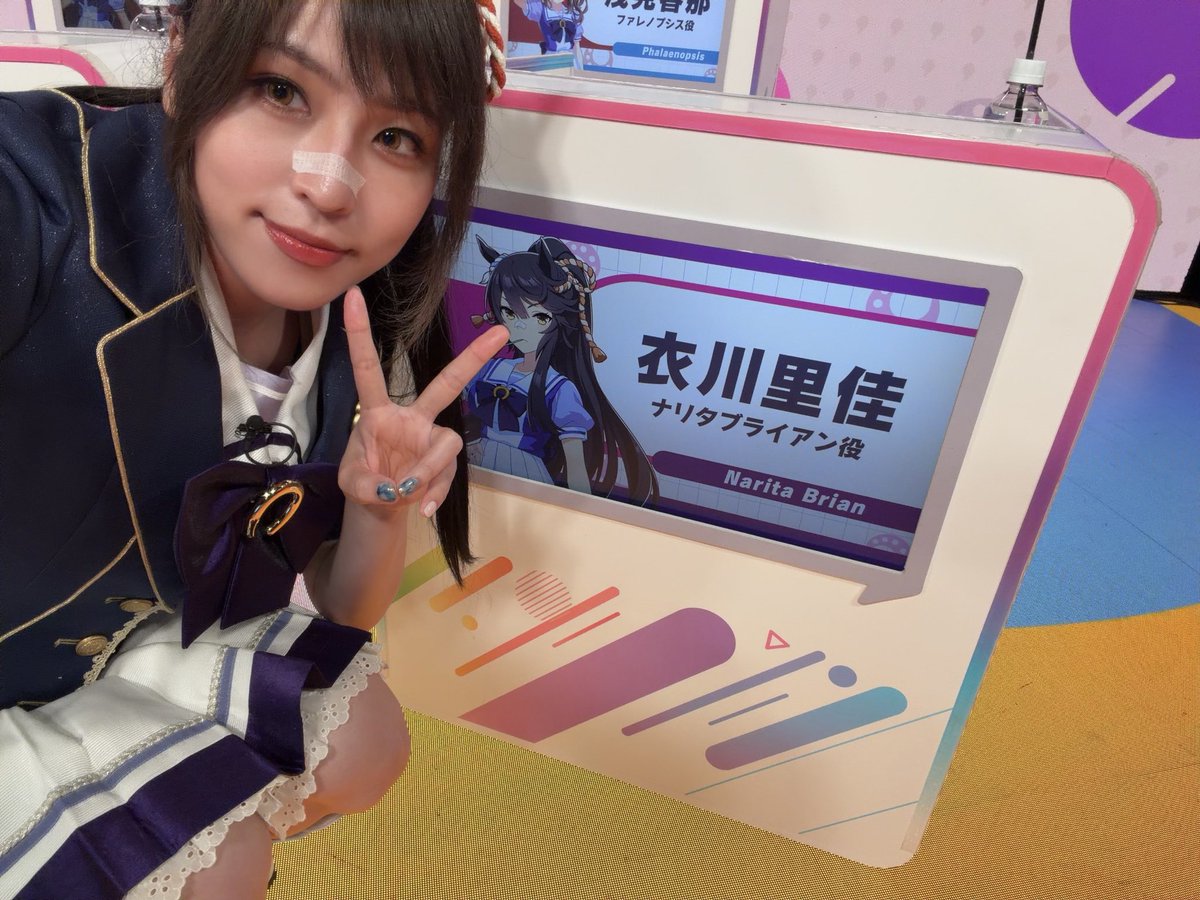 KinugawaRika's tweet photo. 昨日のクイズで勝ち取った3フィナンシェと
よいとまけ♪

食後のデザートにいただきます😋

#ウマ娘
#ぱかライブTV https://t.co/Yn0TMedaSY