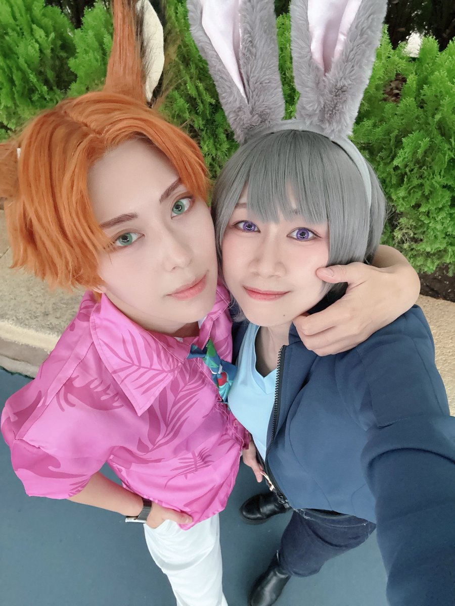 kyoo03mi's tweet photo. 今年もDハロ行って来ました〜🐭🌊
🦊🐰めちゃくちゃ楽しかったし、アトラクションもいっぱい乗って写真もたくさん撮って、美味しいご飯もたくさん食べた🤤
満たされた〜！！もうほんっっっとうに楽しかった😭
#Dハロ仮装　#Dハロ仮装2026 https://t.co/vgI3uv3dGB