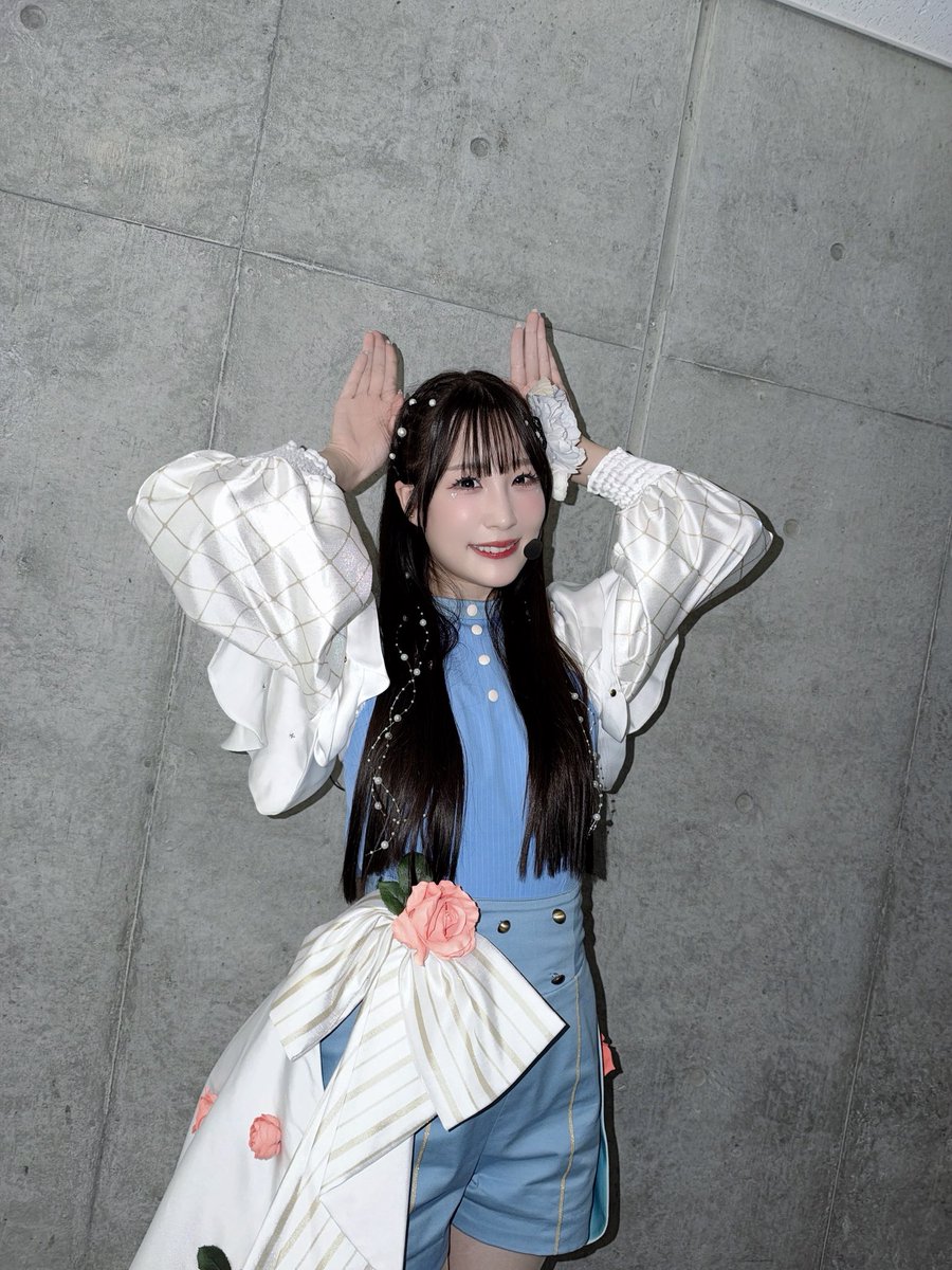 yuina_mizuki's tweet photo. う〜さぎさん🐇🤍🤍🤍

#カラースプレーとうさぎさん
#シャニマスソロライブMSP_day1
#シャニマスソロライブMSP_day2 https://t.co/3FaIb0A2ox