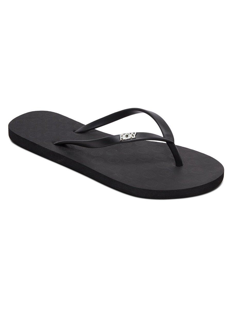 TheDjManSA's tweet photo. The season is almost upon us…. Can we take a moment and be truthful real quick…. These are for the beach / pool that’s it … not anywhere else! Shopping Malls , out n about , coffee / lunch date , running around quick, holiday walk about all NO ! Please 🙏 … especially men 😩 https://t.co/7qcLKK1eca