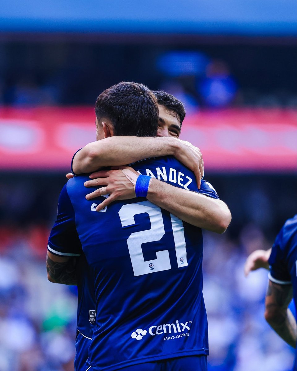 jorgeluazul's tweet photo. Ayer 🆚 Toluca, quedó comprobado que @CruzAzul puede jugar con 2 centros delanteros ⚽ #NI7 #GF21

Ambos anotaron y fueron clave para que @CruzAzul no perdiera 👏🏻 #DelanterosAzules #CruzAzul https://t.co/onwqOZRDbo