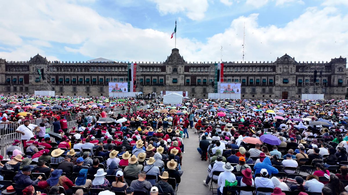 partidodeltra11's tweet photo. Presente en el 2.º Informe de Gobierno de la presidenta @Claudiashein, la militancia del #PT refrendó su respaldo al proyecto de nación.
El concejal @JaimeJBlas destacó que este ejercicio de honestidad y resultados impulsa a seguir trabajando con firmeza desde #Azcapotzalco. 🇲🇽✨ https://t.co/T0TgyBu110