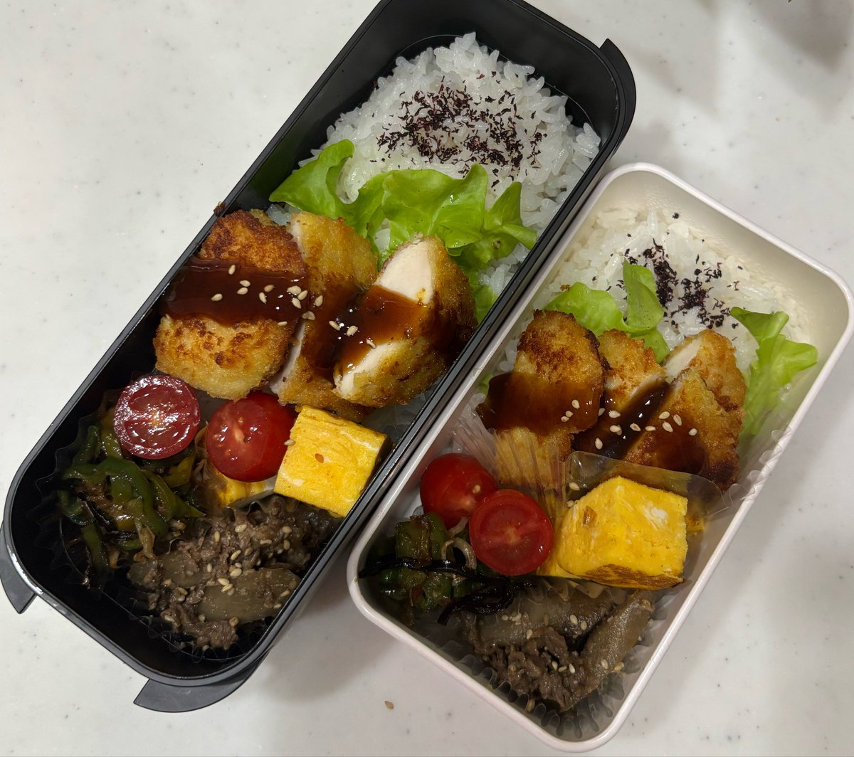 OutputFeri's tweet photo. 今日のお弁当。
高2息子・中2娘の2人。

やっとシルバーウィークが明けた我が家。
雨のスタートとなりました☔️

#お弁当
#女子中学生
#男子高校生 https://t.co/h98JD0K0b1