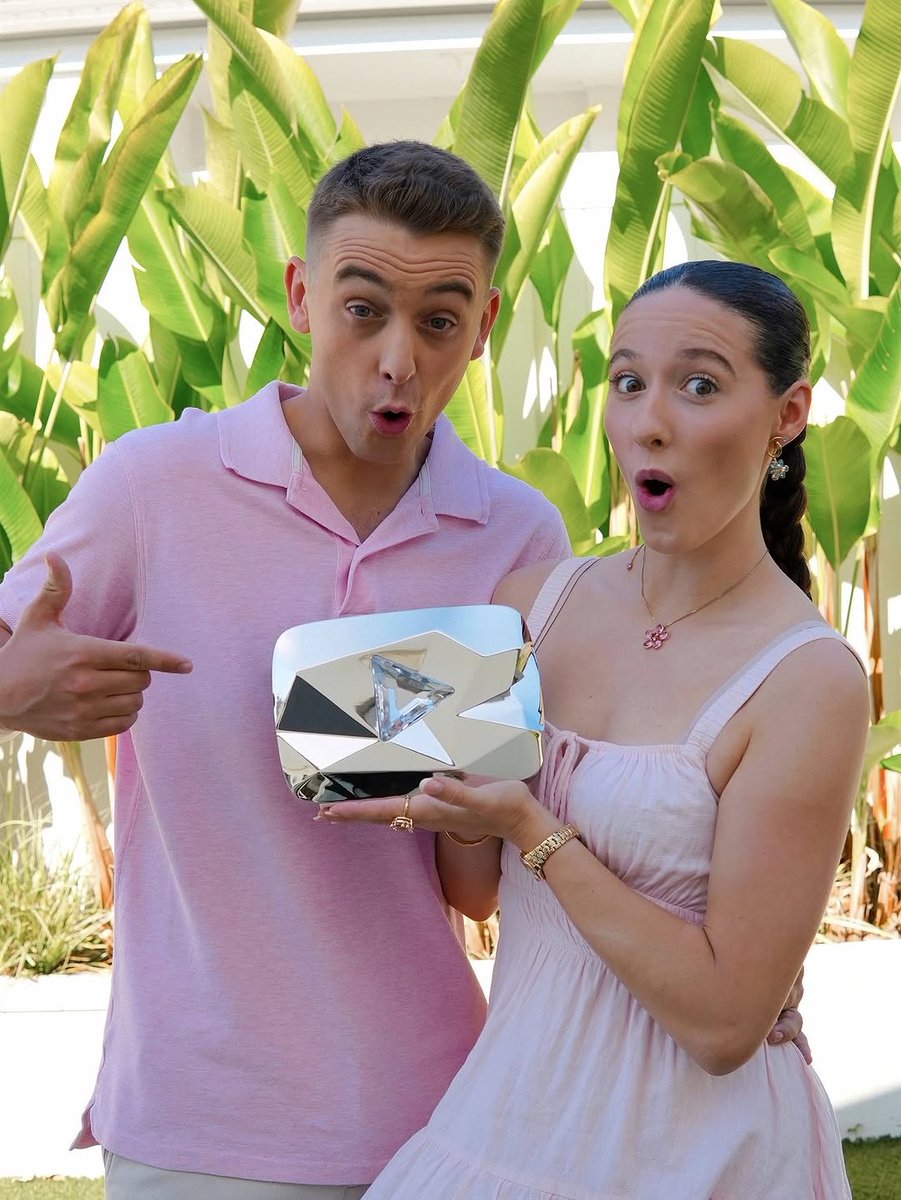 jasmin_arndtt's tweet photo. Thank you  for our 10M Diamond Play Button and thank you to everyone for your constant love and support! From Tutorials to Vlogs and everything in between we are so thankful to call YouTube our job! We can’t believe we’re already at 18 Million! 🥹🫶🏼 https://t.co/jQz085gaYe