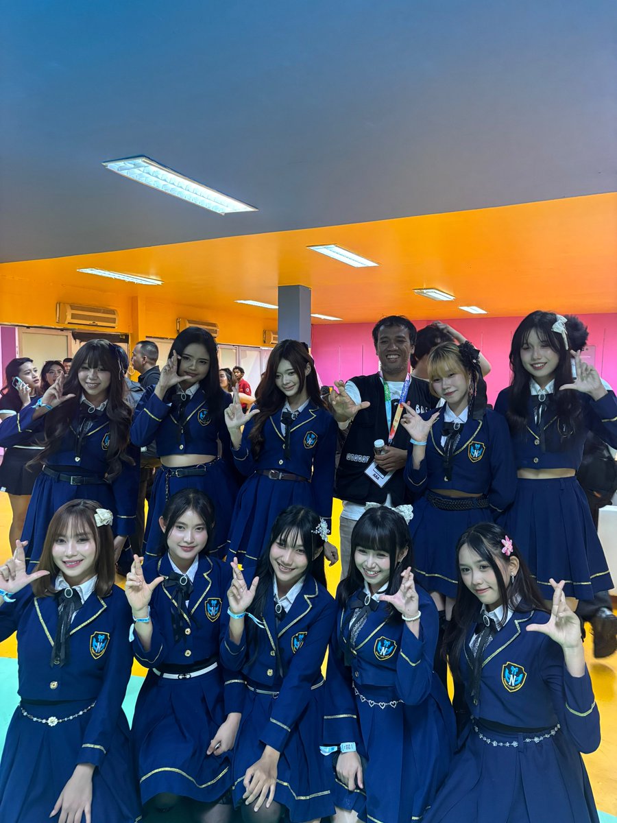 Itsme_Cips's tweet photo. 2026 ✨ https://t.co/WQoebOSDCC