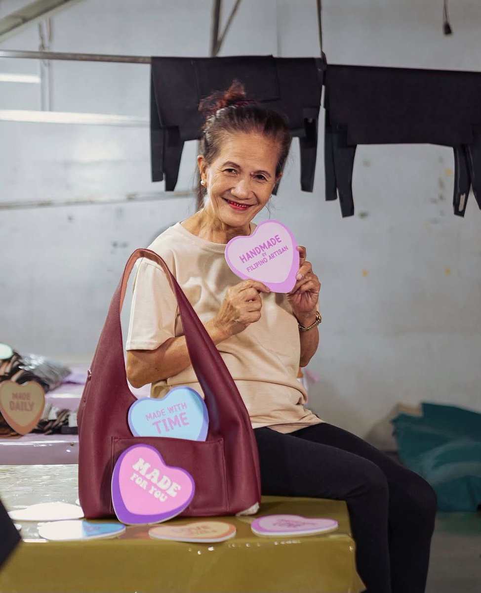 itsamivibesbfhy's tweet photo. QUALITY PRODUCTS SHOULD BE ACCESSIBLE TO THE MASS. 🩷

While local-made products are trending, here’s a Marikina-made brand worth checking out! 🇵🇭✨ Handmade by skilled local artisans,  from vegan leather to water-resistant nylon.

Plus, most bags are reversible—2 styles in 1! 💅🏻 https://t.co/NHralKVsNv