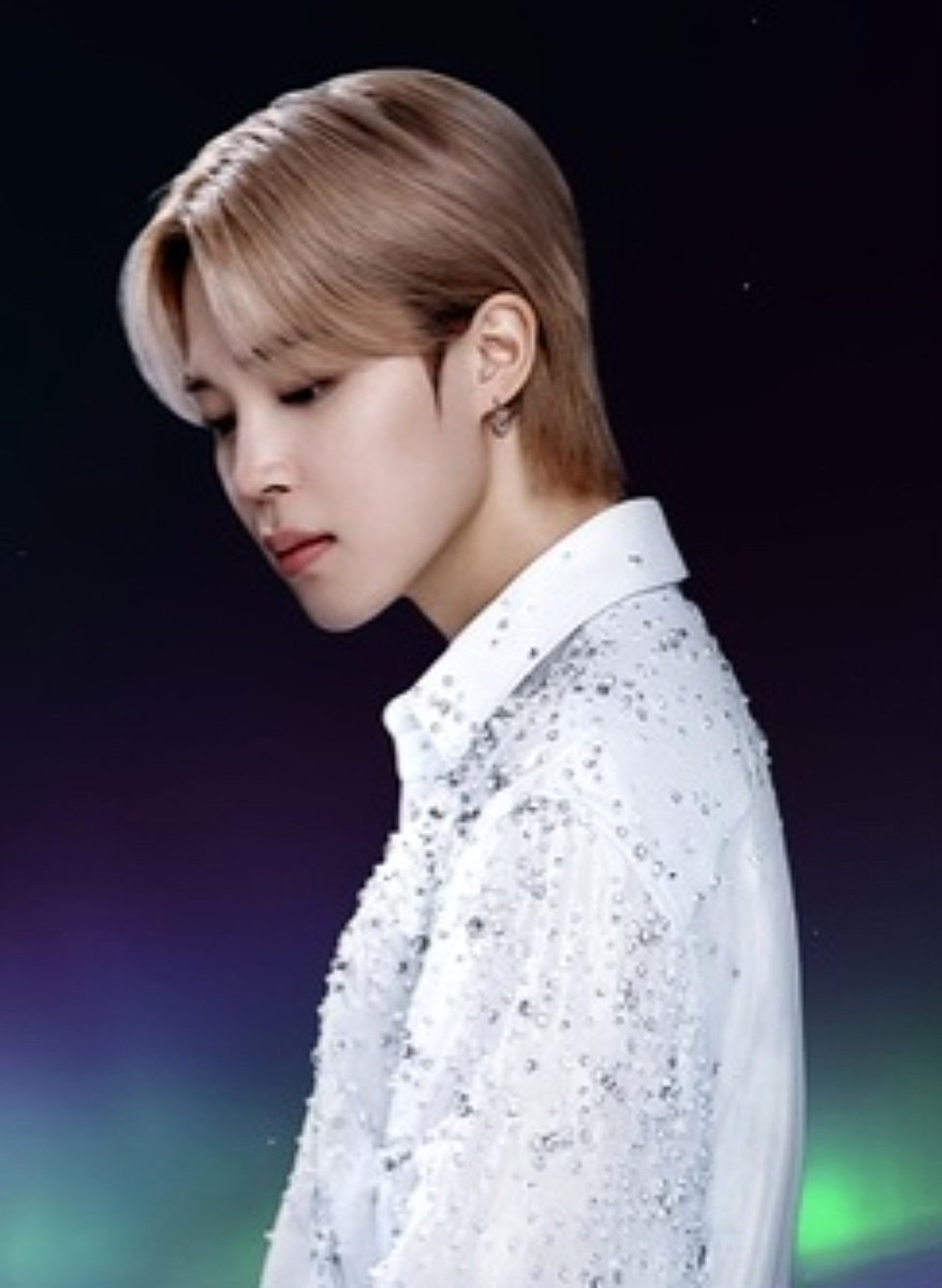 JAKSAL_5813's tweet photo. #JIMINxLADOR https://t.co/WX6pA7Q81E