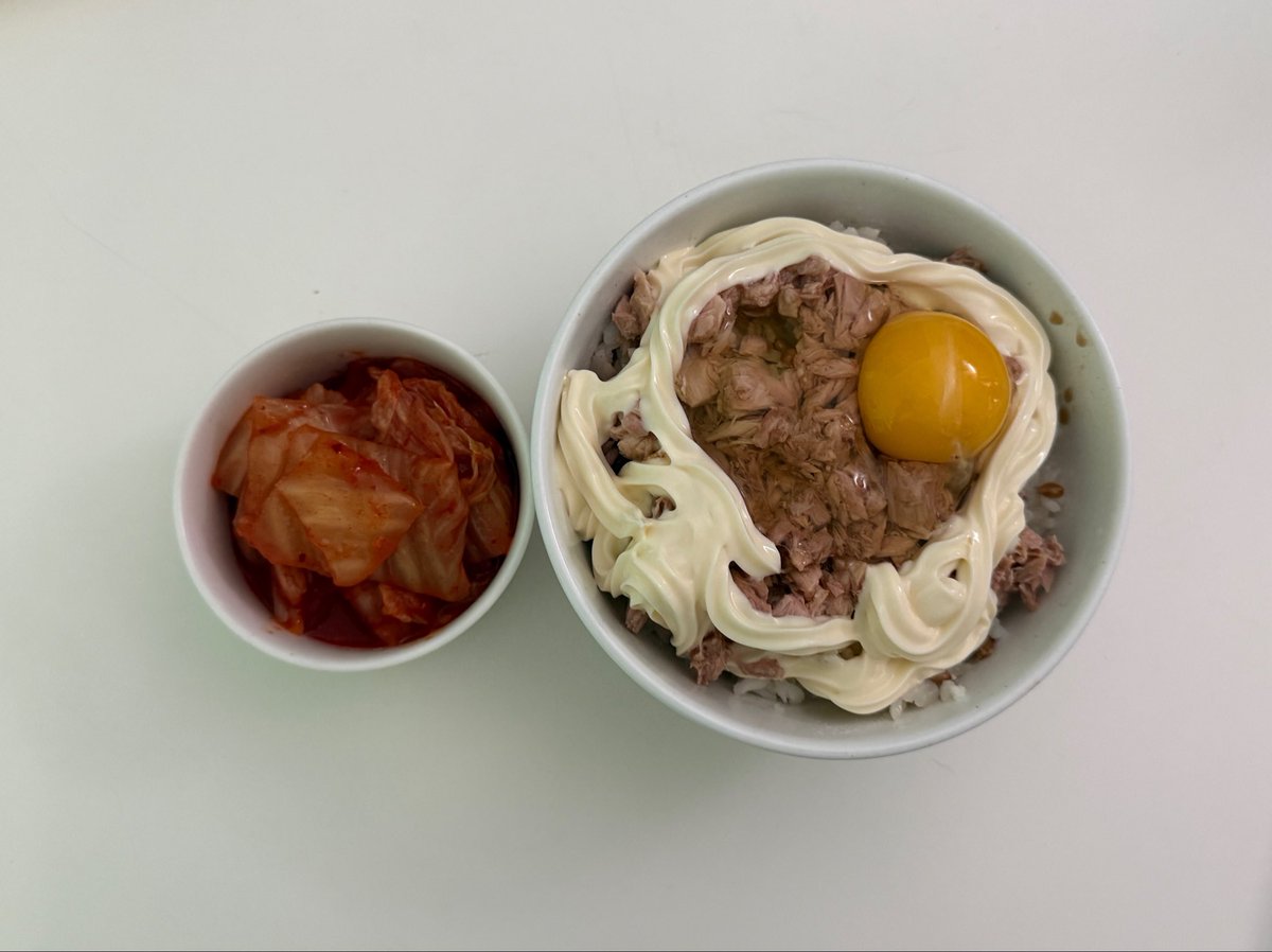 Awermuh's tweet photo. 배달음식너무많이먹어서 그지새끼정식 https://t.co/dtRNxDAupr