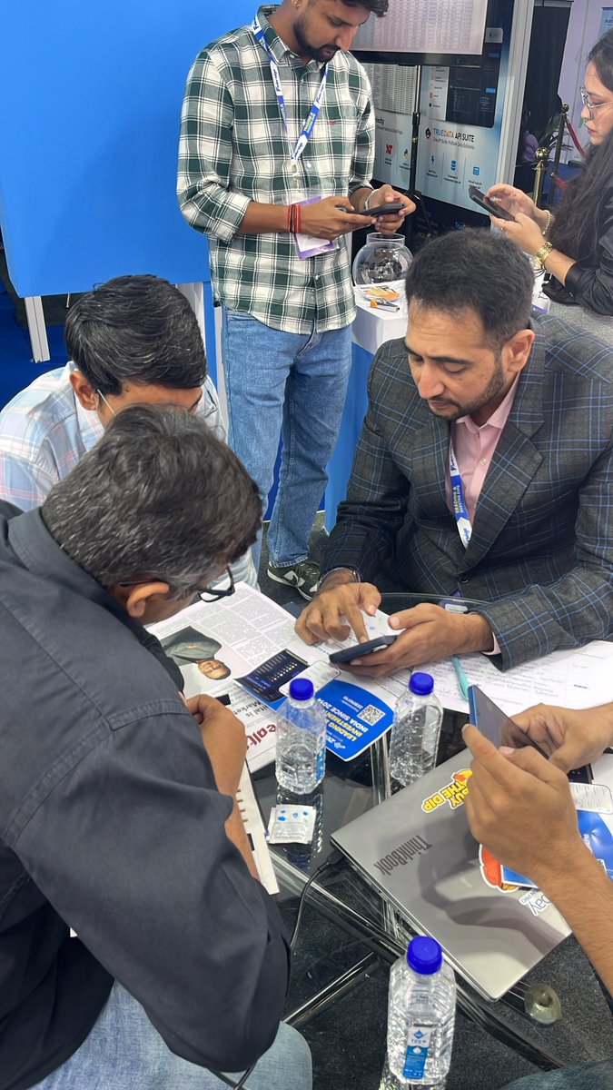 zebpay's tweet photo. Day 2, done! 🧡
Another day of great conversations, new connections and plenty of #crypto discussions at the #FinbridgeExpo.
Thanks to everyone who stopped by the ZebPay booth! 👋 https://t.co/GuHUVkMbNn
