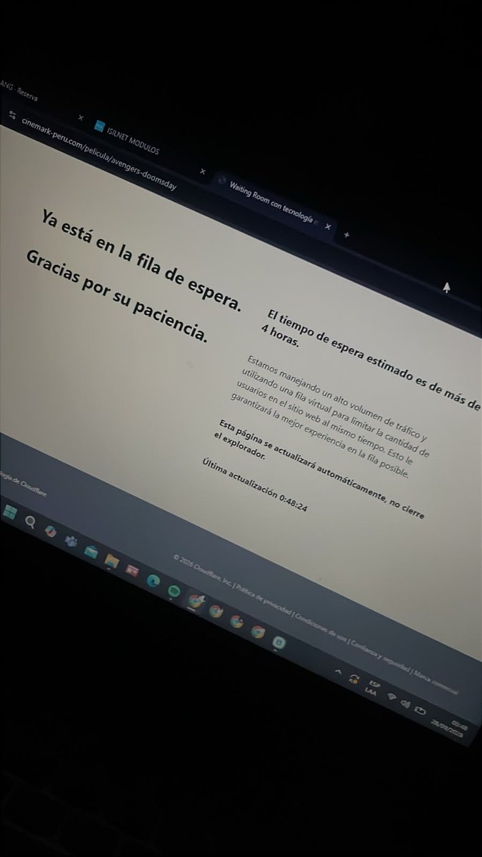 ibangtkoo's tweet photo. Son entradas para BTS lit, DÉJENME COMPRAR https://t.co/ZeZuBOi75W