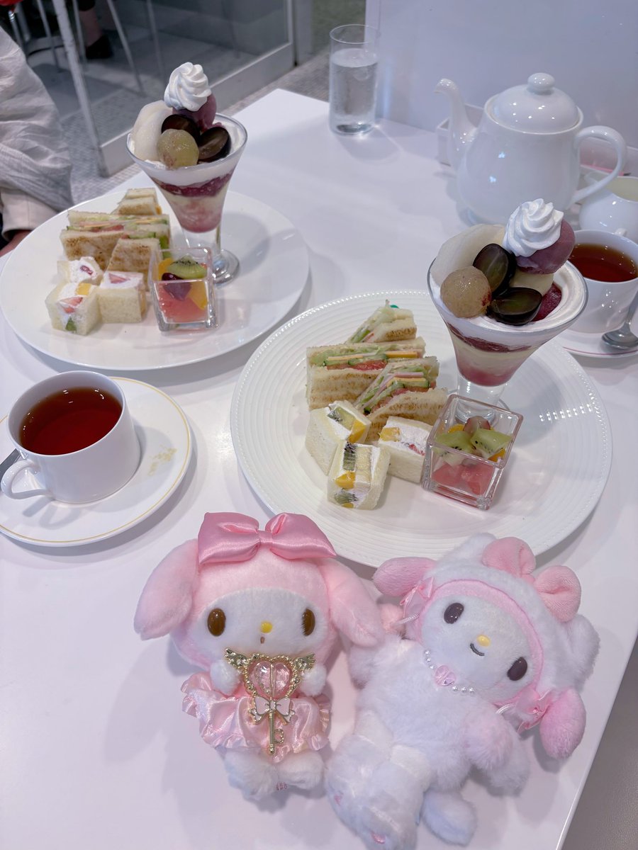 mikokiyoooo's tweet photo. ママとホビ垢ごっこしてた1日(՞⸝⸝ᵒ̴̶̷᷄꒳ᵒ̴̶̷᷅⸝⸝՞)💕

ホリデーランチプレートだと食事系もあって量も丁度良くてフルーツもどれも最高だった🍇🍐🍨
いつも付き合ってくれてありがと> ·̫ <🎶 https://t.co/zNXouY1pjw