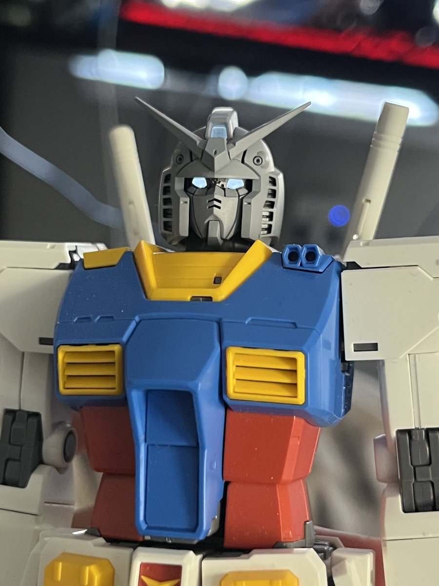 gundamwarsiii's tweet photo. Gundam Expressions change by angle https://t.co/cg11DLmnqF