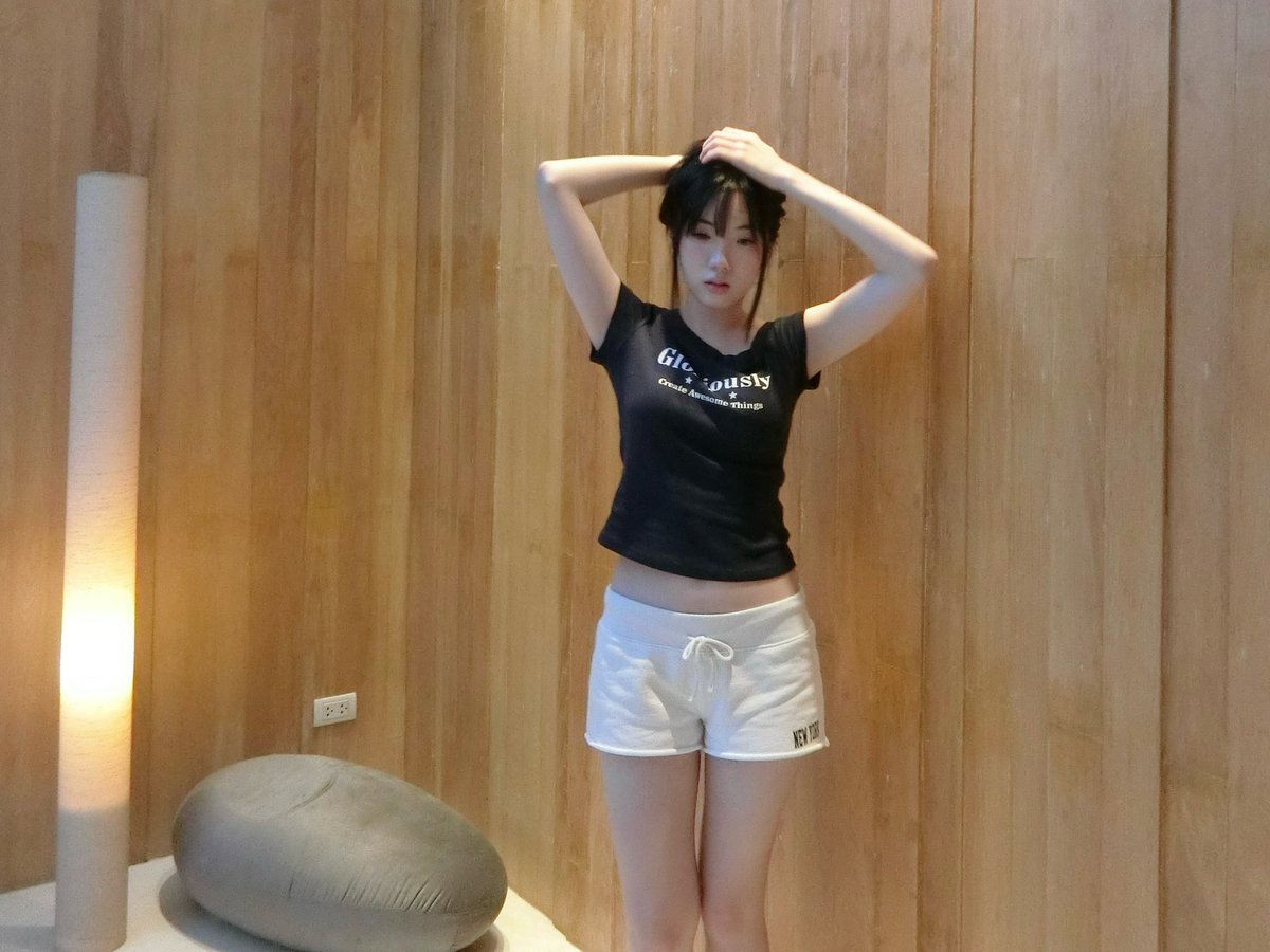 1ofonethe's tweet photo. อยากเย็ดหน้าสวยๆของมึงจังอีเอแคร์ กูจะเย็ดจนนํ้าเงี่ยนเยิ้มติดเต็มหน้ามึงเลยอีกะหรี่เอแคร์ ควยปาดหน้าให้ทั่วละแตกใส่หน้ามึงละเลงนํ้าว่าวให้เลอะเต็มหน้า ละค่อยเอาควยให้มึงอมทำความสะอาดตอกปากมึงจนเสร็จในปากในคอมีแต่กลิ่นควยกลิ่นนํ้าว่าง ละต่อที่หีมึงต่อลงแขกผลัดกันแตกในมึงจนท้อง https://t.co/2yP9R9yEz7