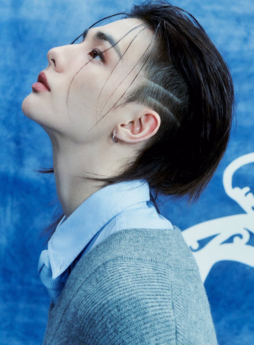 havenfiIm's tweet photo. beautiful 🤍 

#hyunjin #현진 https://t.co/D0imSkqN9a