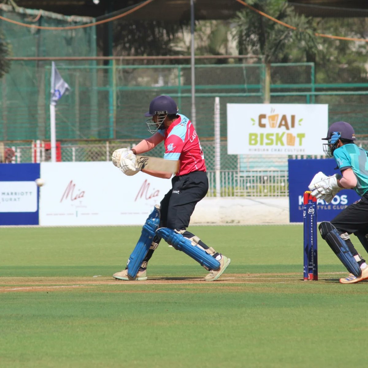 aaliyahdavisjtr's tweet photo. L. A. K. S. H. Y. A K. O. C. H. A. R, opening batsman for Kailash Sports Surat, praises both openers’ strong start: one attacked while the other played sensibly. A great start to their Surat Cricket League campaign. https://t.co/tP1OaQgWbb