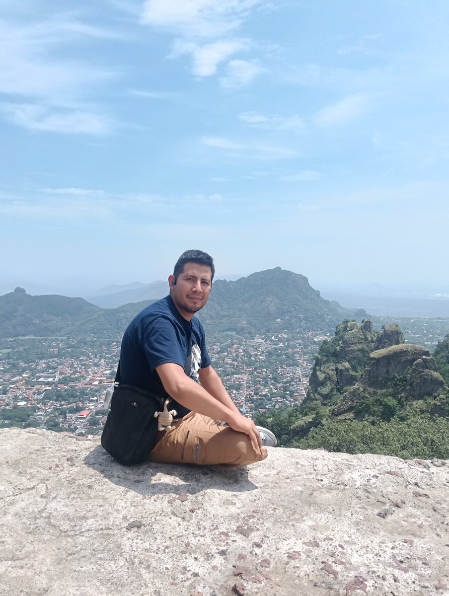 DomanMoman's tweet photo. Buscando con quién salir, ir a comer, a tomar algo y crear más buenos momentos.
No soy fotógrafo, pero tomo fotos a diestra y siniestra, así que busco quien se crea modelo para seguir creyendome fotógrafo.
Ecléctico, atolondrado, pragmático y sin remedio
#Soltero #cuarenton #CDMX https://t.co/SRfaJh3qcd