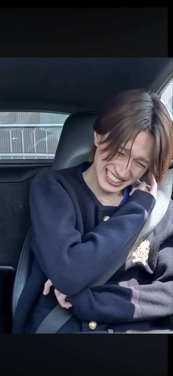 xqzbae's tweet photo. ( ◜◡◝ )まじこれすぎて愛おしい( ◜◡◝ )

他に困り眉で笑ってるじゅうちゃんの写真持ってる方いませんか🥹

#山中柔太郎 https://t.co/Ul8hRO6ugs