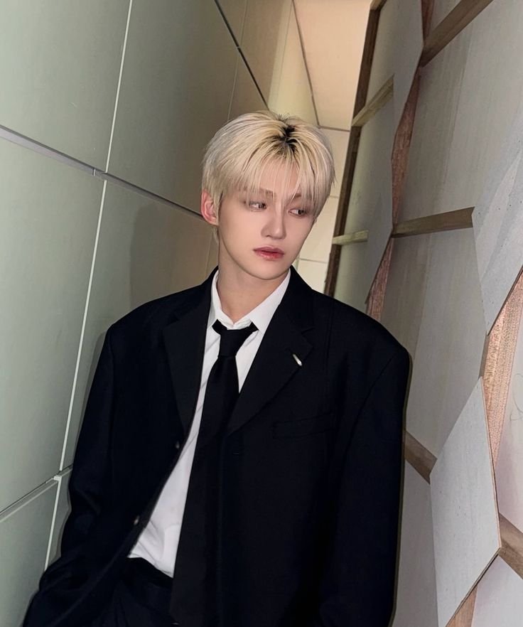 twspopbase's tweet photo. JIHOON shares his thoughts on TWS’ upcoming November comeback

“I’m nervous because I’ve never been this excited and honest about an album before. I feel like I got to see so many different sides of myself while preparing for it.” https://t.co/TJ8U9T9vjq