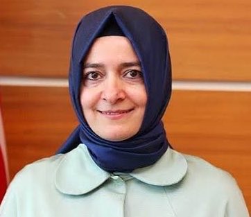 haberaktifcom's tweet photo. Yeni Parti İstanbul İl Başkanı Özgür Çelik: 
“Fatma Betül Sayan Kaya bir muhalif partinin üyesi olsaydı şu anda Vatan Emniyet Müdürlüğü’nün bodrum katındaydı.” https://t.co/7JN6gIaSiB