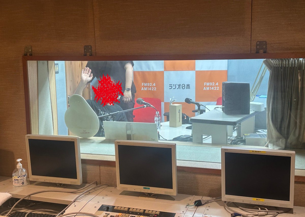 music_vap's tweet photo. 【#VAPON】
本日のえびまんは!いよいよ最終回…💧🦐
ワダのパーソナリティも本日で一度終了となります。
磨きがかかったワダのトーク力を是非聴きにきてください🎙️
番組内で次回以降のパーソナリティの発表も行います!
お楽しみに!✨
📻radiko
https://t.co/MR5MxJBznr
#thebercedesmenz https://t.co/9BcZPayIoD