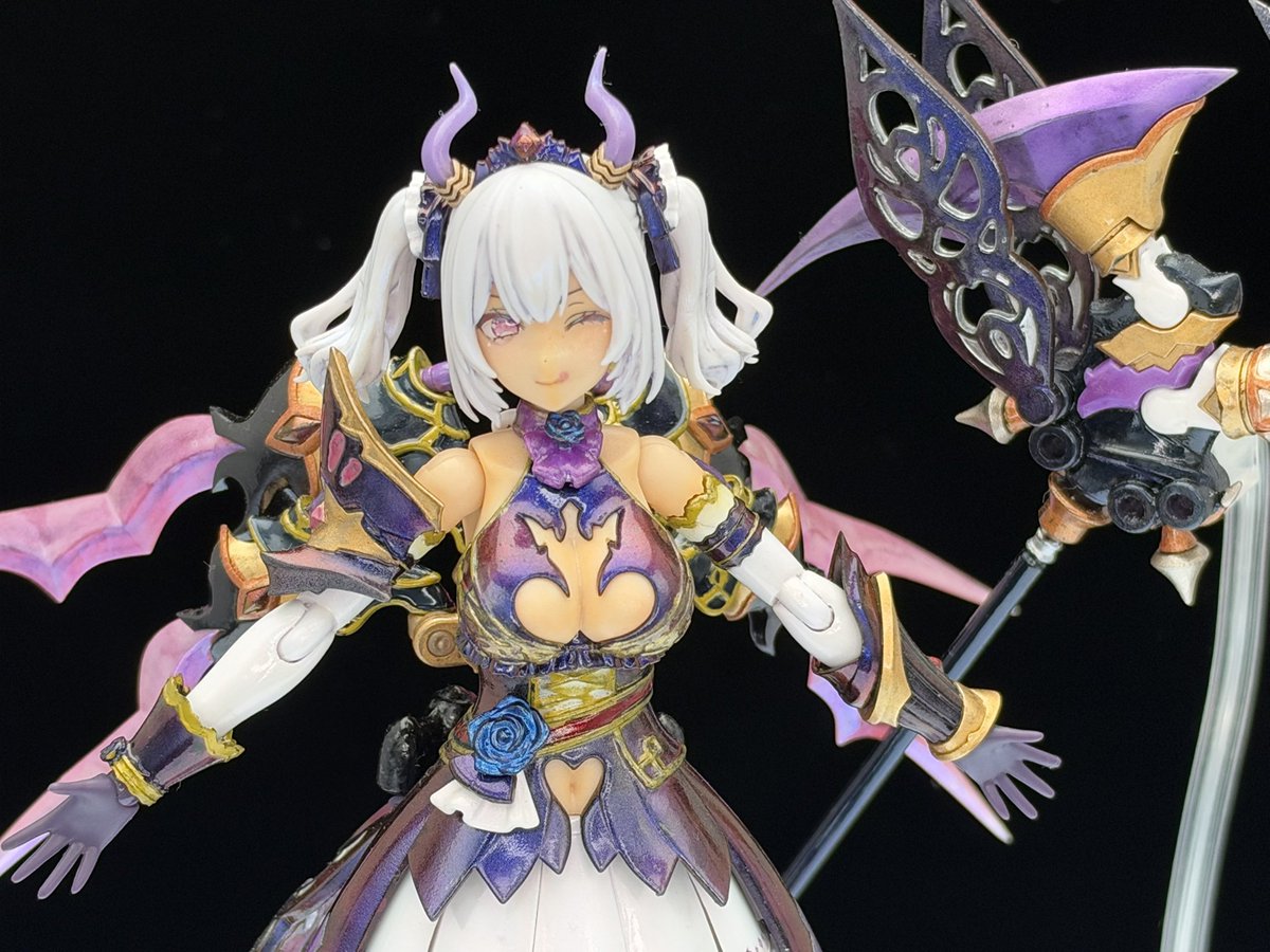 Suzu2251's tweet photo. 9月はシルバーウィークのおかげで、
・コトブキヤ　ソフィエラ
・将魂姫　黒豹
の2体が完了出来た。 https://t.co/y39Xmip2yG