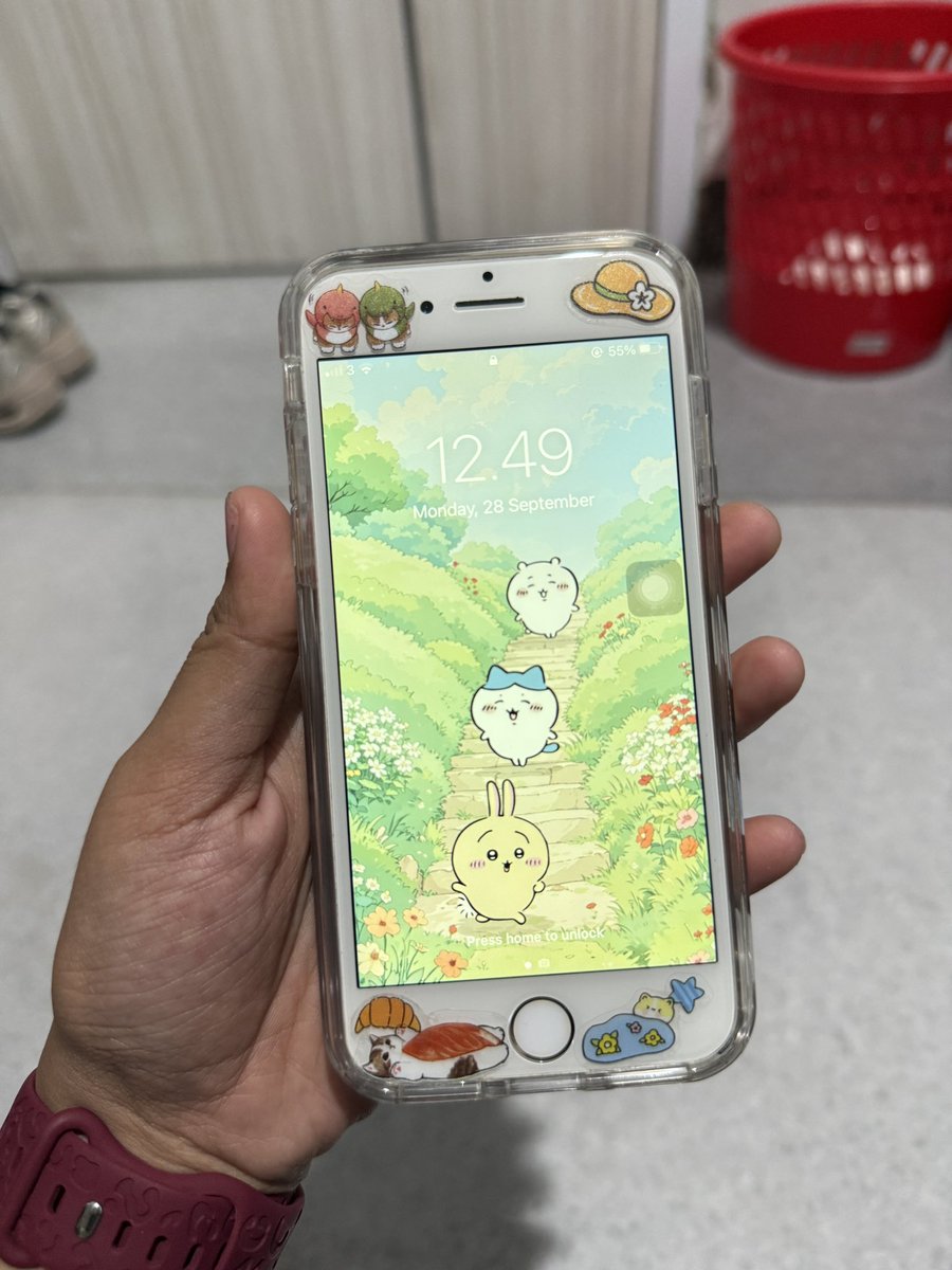 ichigoves's tweet photo. wts — want to sell iphone 7 gold 32gb all operator, buat digicam ala-ala

price 💰600k nego tipis

minus lecet pemakaian aja
dom bandung bisa 🍊 exclude admin https://t.co/81QJwDy7Hy