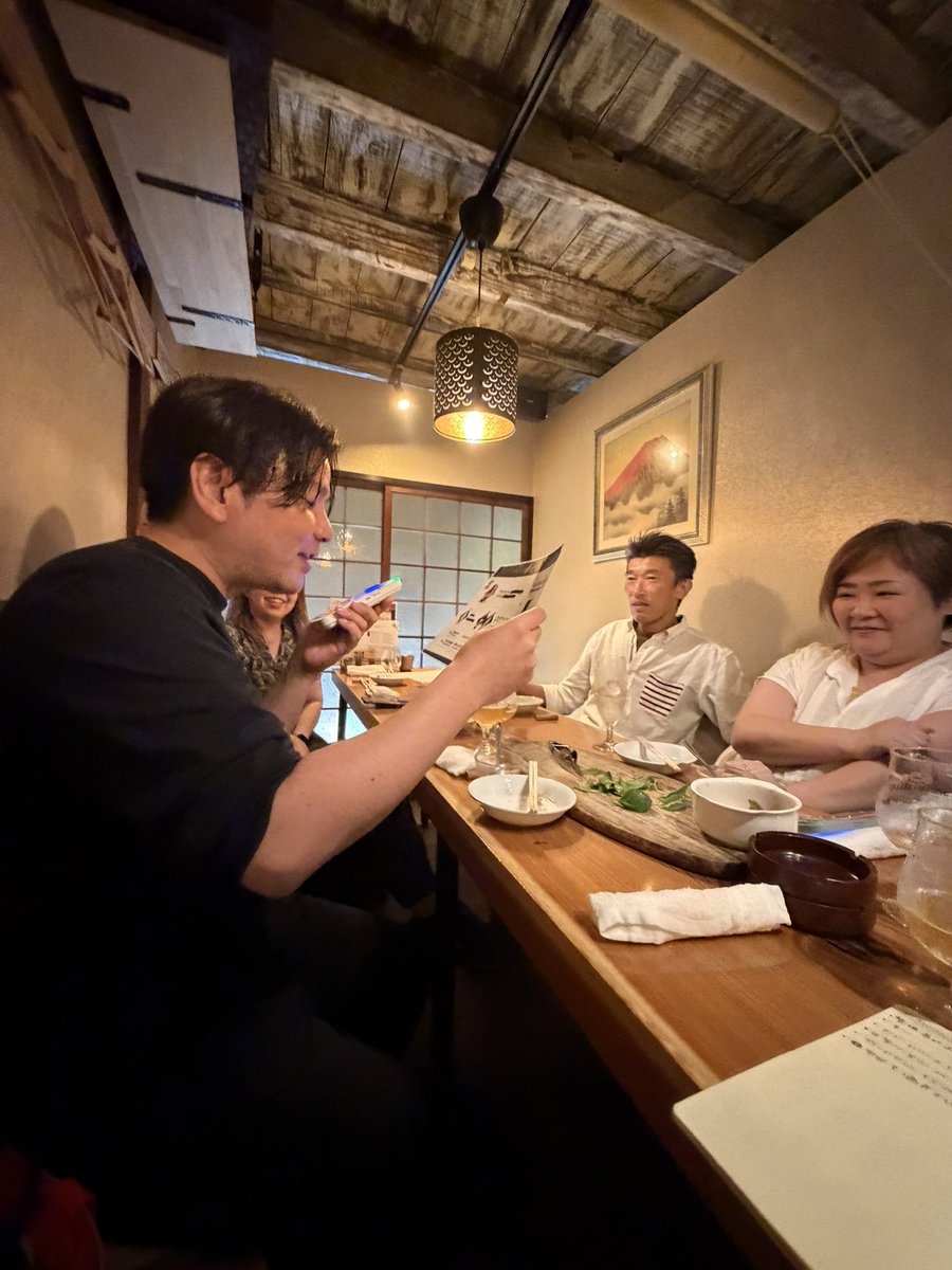 un_cercle's tweet photo. 来年もこの愛しい人たちと盛り上がりますよー‼️

2027年5月と9月🗓

ここからジワジワ作戦練って参ります👍
お楽しみに～ https://t.co/oSsyFREgwP