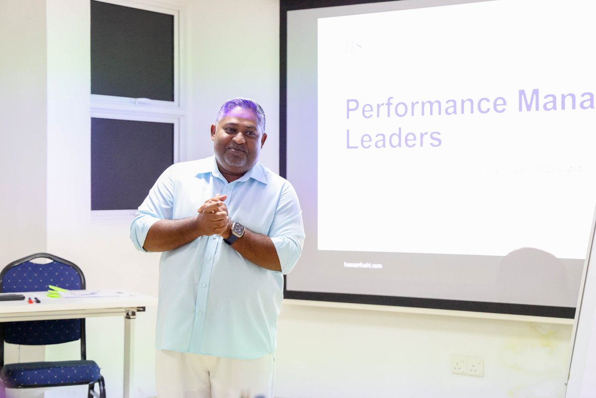 MNACAMALDIVES's tweet photo. The session highlighted the importance of setting clear goals, providing constructive feedback, monitoring performance, and fostering a culture of continuous improvement to enhance individual and organisational performance. @ACC_Maldives https://t.co/pxyAXeYOi3