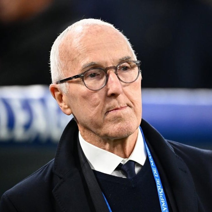 MassiliaZone's tweet photo. ❗️La fortune de Frank McCourt est aujourd'hui estimé à 1,548 milliard de dollars.

[🥇@Forbes] https://t.co/0oqXYeXS3o