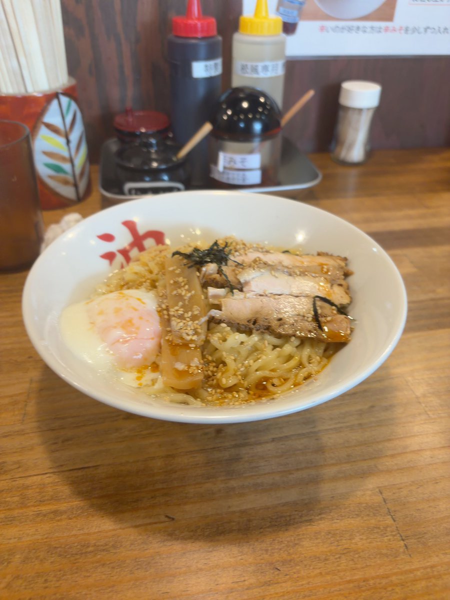 Neshkal's tweet photo. 大学の昼休みには油そば！ https://t.co/I592LPlqH9