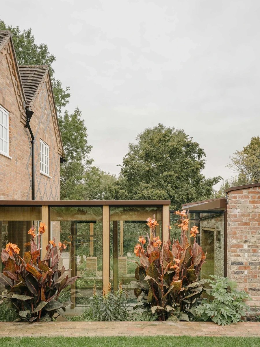 4AAAAart's tweet photo. Muttram Veedu by Will Gamble Architects

London, England 🏴󠁧󠁢󠁥󠁮󠁧󠁿 https://t.co/abWZggIXkY