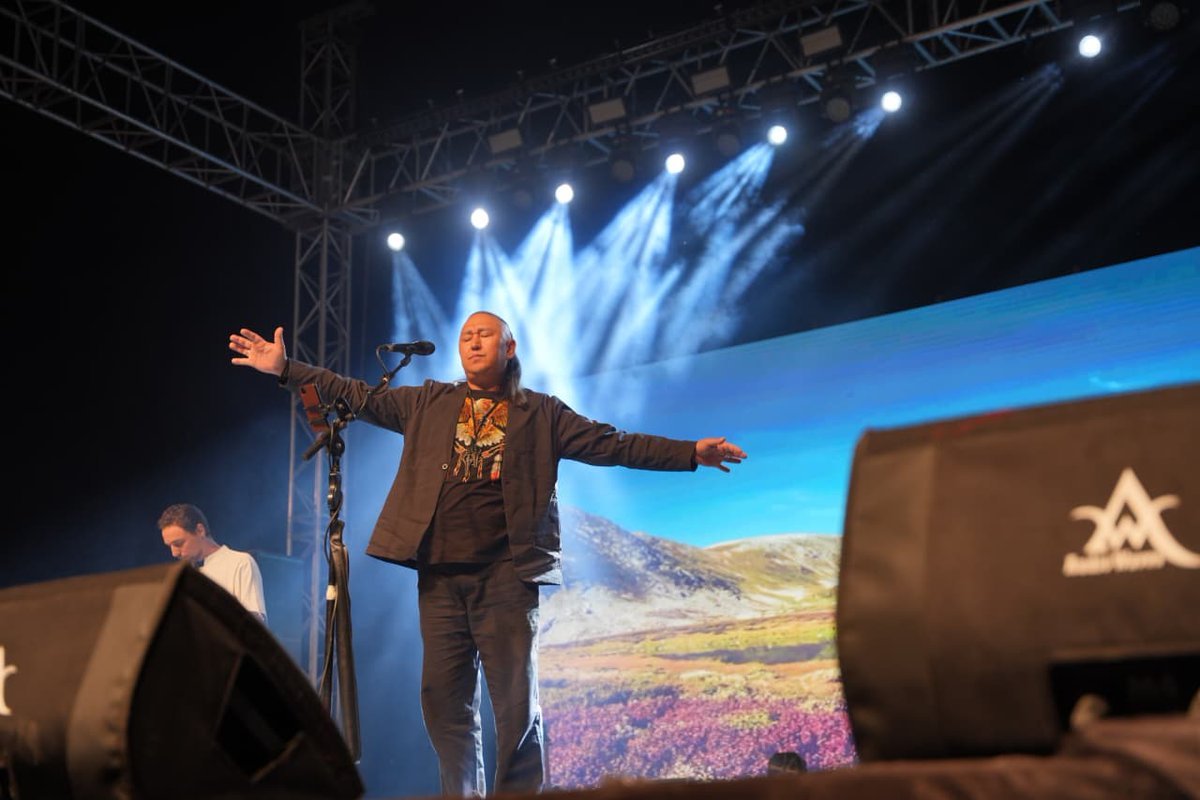 Ladakh_Updates's tweet photo. From the Altai Republic to Leh, Alexey Chichakov and keyboardist Roman Vorottsev brought the vibrant sounds of Russia to Ladakh Festival 2026, creating a memorable musical evening.

#LadakhFestival2026 #AlexeyChichakov #RussianMusic #AltaiRepublic https://t.co/2Kplpsj6aK