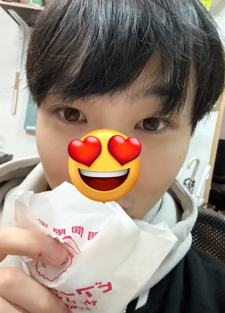 kids_takeshi's tweet photo. 甘いもの沢山(｡・н・｡)ﾊﾟｸｯ https://t.co/IxLSEbgcn4