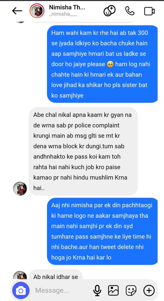 ZaraShah__'s tweet photo. Hindu girl from Assam’s chat is going viral in which a Hindu boy is trying to convince her but she is not agreeing and is saying that her Abdul is different. https://t.co/1zzTB6qDsC