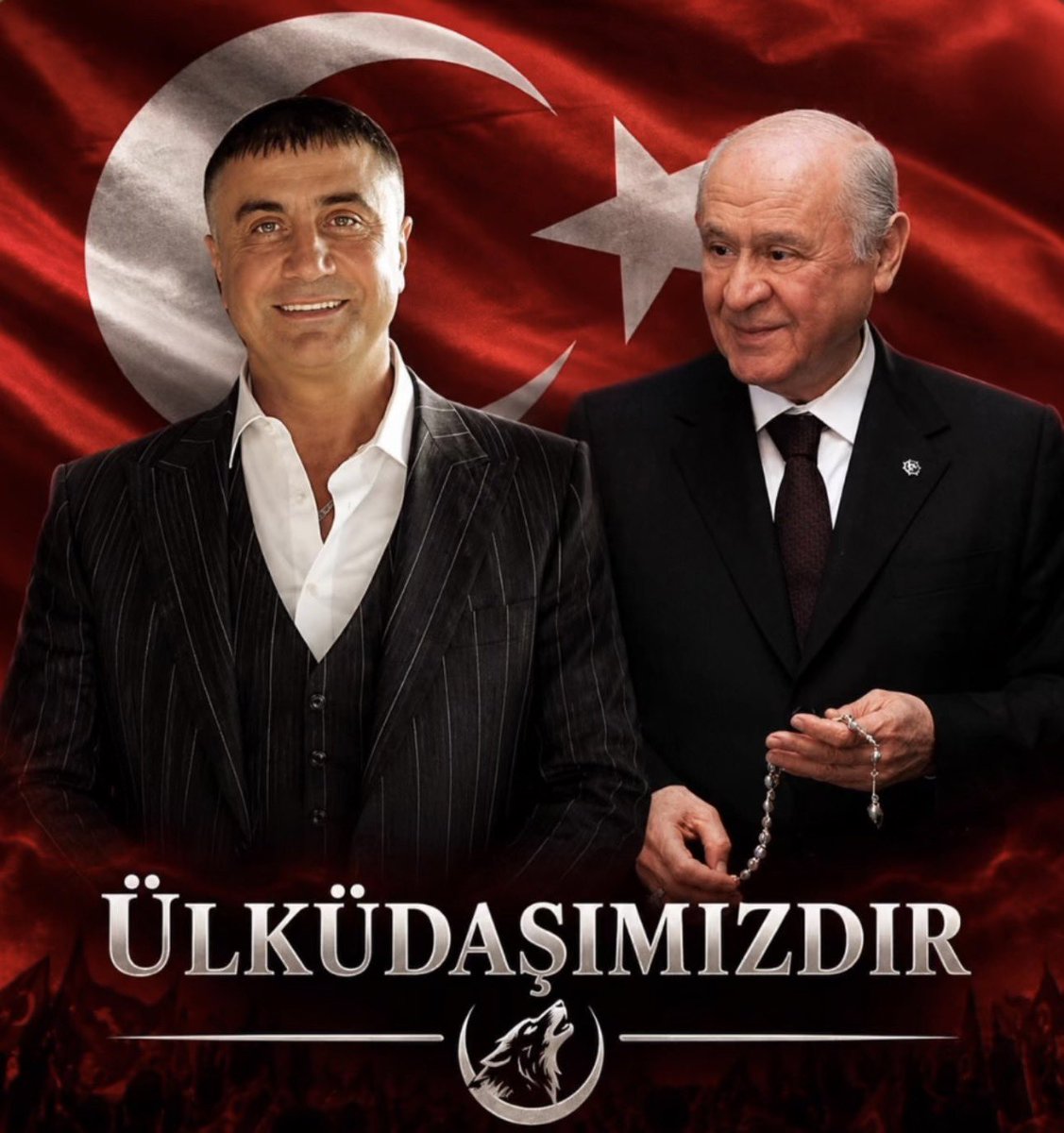 Alisrc53_'s tweet photo. MHP Genel Başkan Yardımcısı İsmail Özdemir, Sedat Peker’in yakında Türkiye’ye döneceğine işaret eden bir açıklama yaptı.

- Sayın Genel Başkanımızın her defasında “Ülküdaşımızdır” dediği, değerli bir dava ve gönül adamıdır.

- Allah izin verirse yakında kendisi ve ailesi de vatanımıza kavuşacaktır.