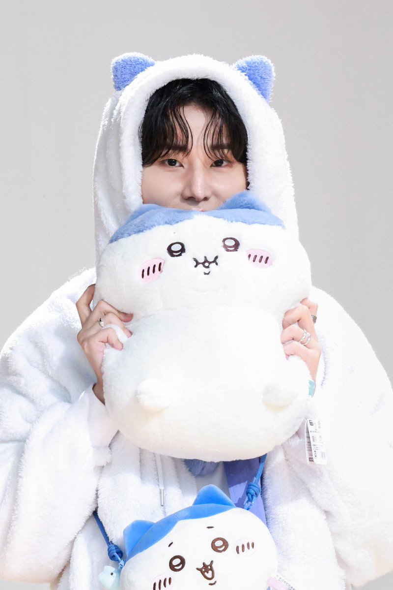 vitamin_bass_k's tweet photo. 케치와레🩵💙 https://t.co/Tfdl3G0cpV