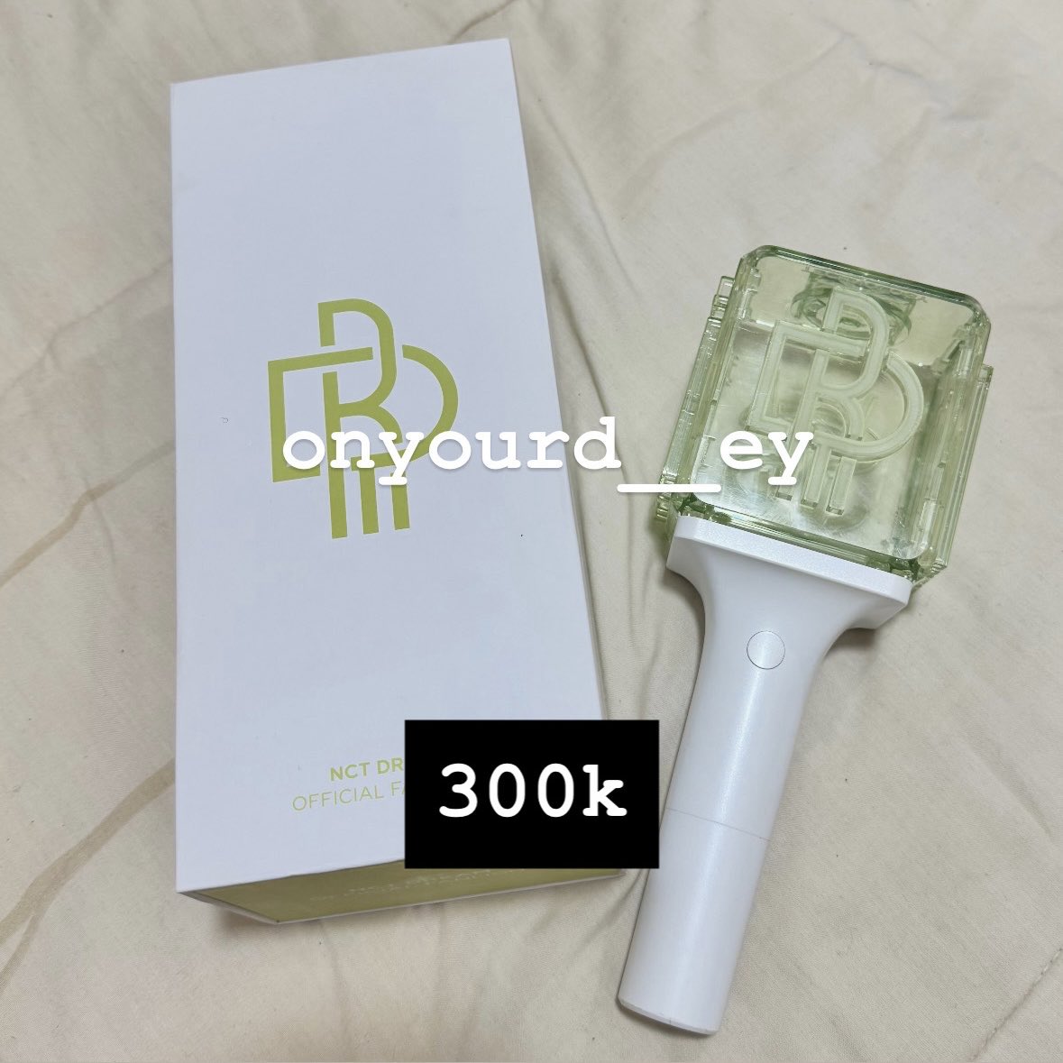 onyourd__ey's tweet photo. #wts PRELOVED LIGHTSTICK LS NCT DREAM ver 2 
(emblem DREAM &amp; WISH)

💸 300k

✅ good condition (minus scratch pemakaian &amp; no strap)
✅ bisa connect app smtown
✅ ready siap kirim
✅ bisa req splitpay

^harga exclude admin 🍊
^dom bekasi https://t.co/aAthEzlF0y