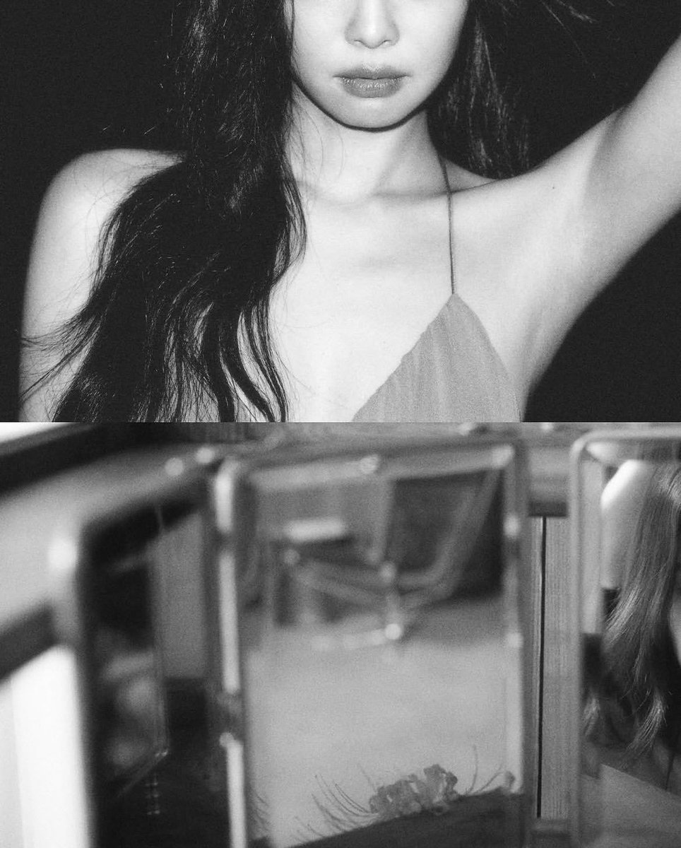 Jennie_Union's tweet photo. 260928 || Lotte Shopping Instagram Post

 Our New Story Begins
롯데백화점의 새로운 뮤즈는 누구일까요?
9.29 Coming Soon!

Translation: Who will be Lotte Department Store’s new muse? 

Who could it be? Drop your guesses 😂

#JENNIE #제니 #OA https://t.co/BhxaE84F4t