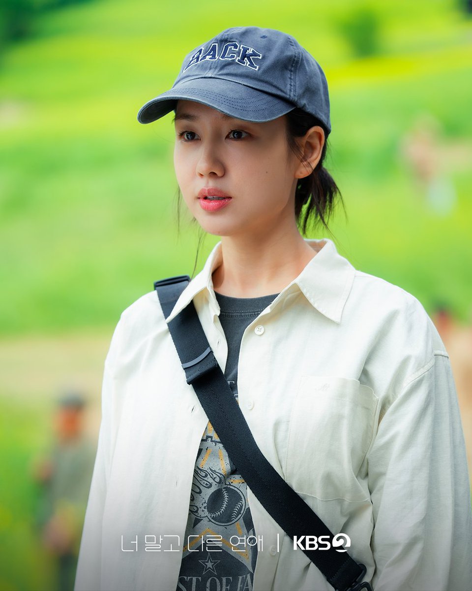 KBS_drama's tweet photo. [📸]

스스로도 설명하기 어려운 미묘한 변화 감지!
첫눈 기념일에 이어 이튿날 ‘그 남자’의 사무실에서 눈을 뜨는 외박 엔딩까지🫢

💞 연애 10년 차, 익숙했던 연인이 낯선 감정과 마주하게 되는 현실 공감 리얼 멜로드라마

KBS 2TV 토일 미니시리즈 [너 말고 다른 연애]
매주 토 · 일 밤 9시 20분 방송

#너말고다른연애 #너다연 #ALoveOtherThanYours #서강준 #안은진